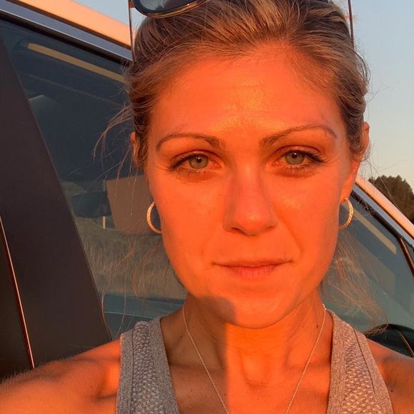 Meet your Posher, Shannon - Picture 1 of 1